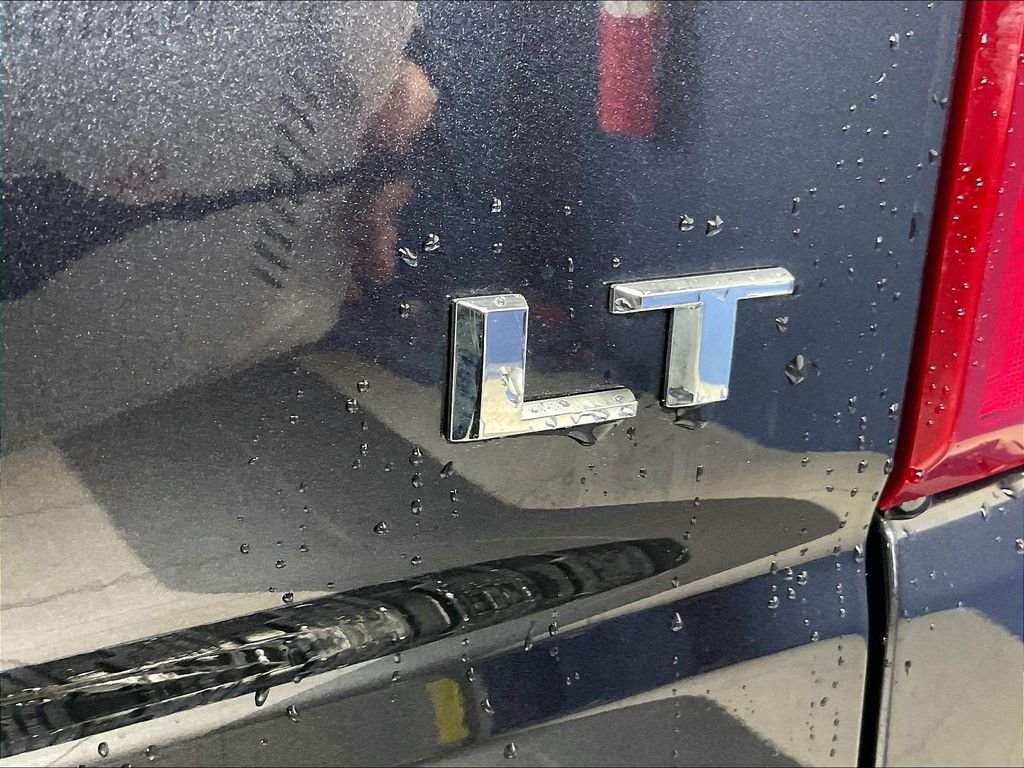 Used 2023 Gray Chevrolet LT image 28