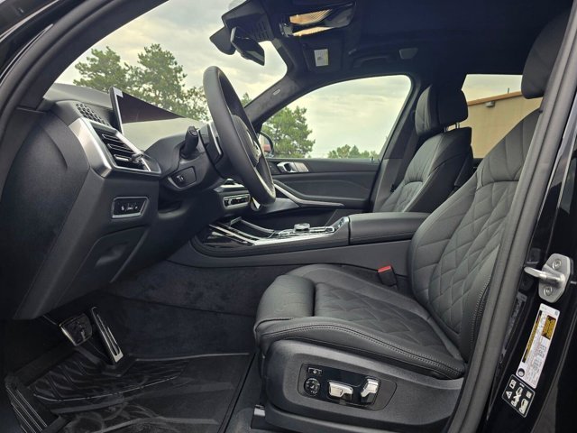 New 2027 Black Sapphire Metallic BMW xDrive40i image 10
