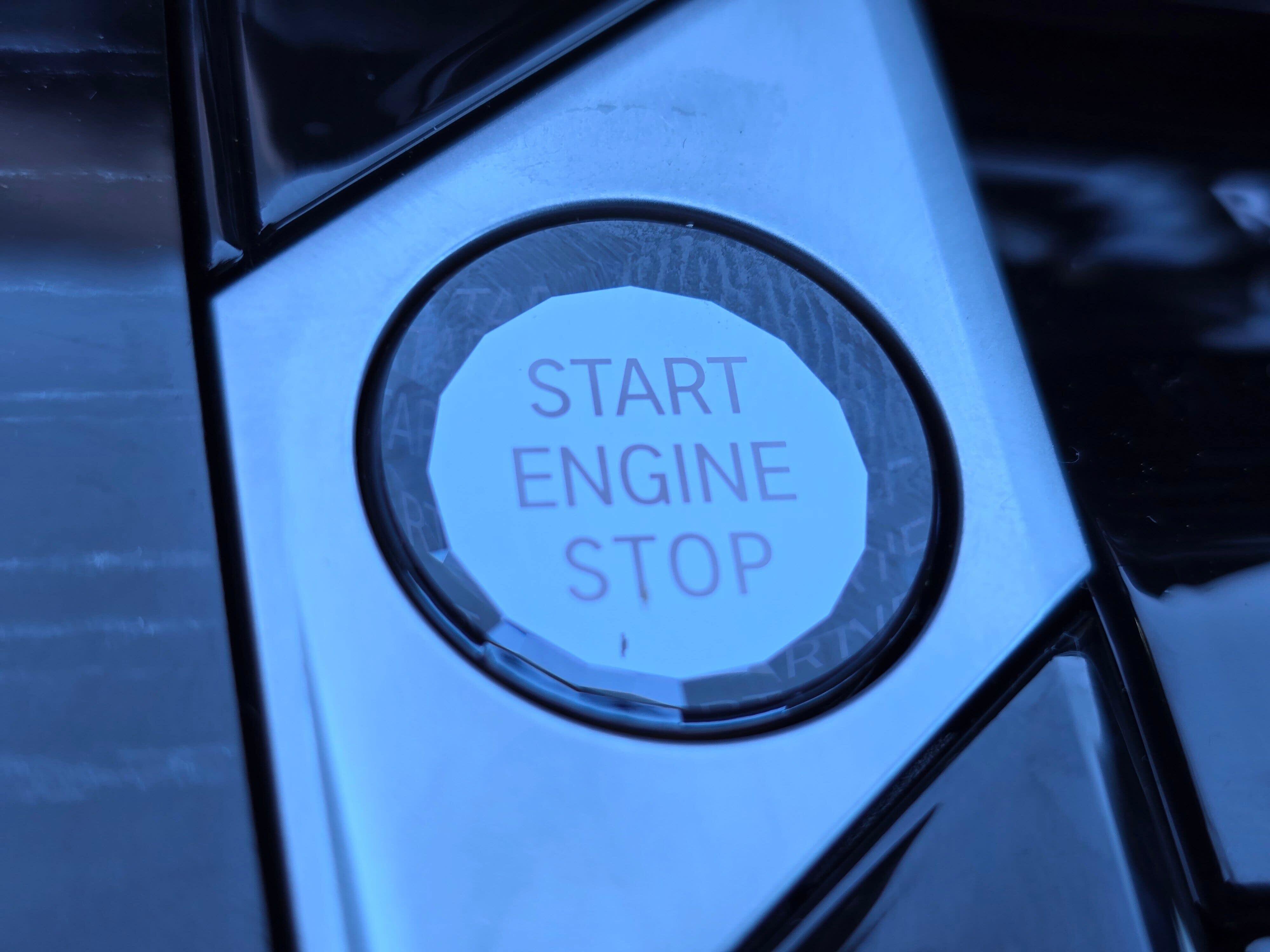 New 2026 Dravit Grey Metallic BMW xDrive40i image 21