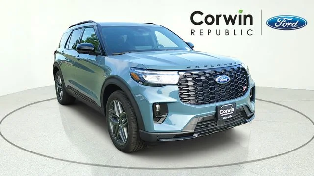 2026 Ford Explorer ST 4WD's photo