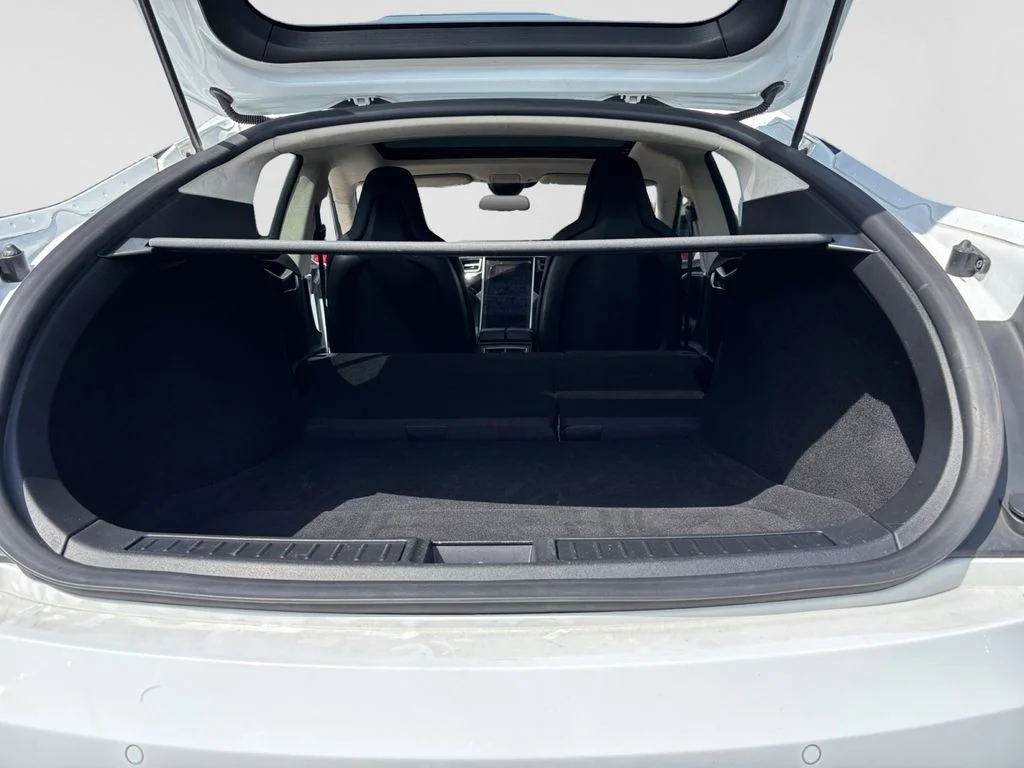 Used 2016 White Tesla 90D image 33