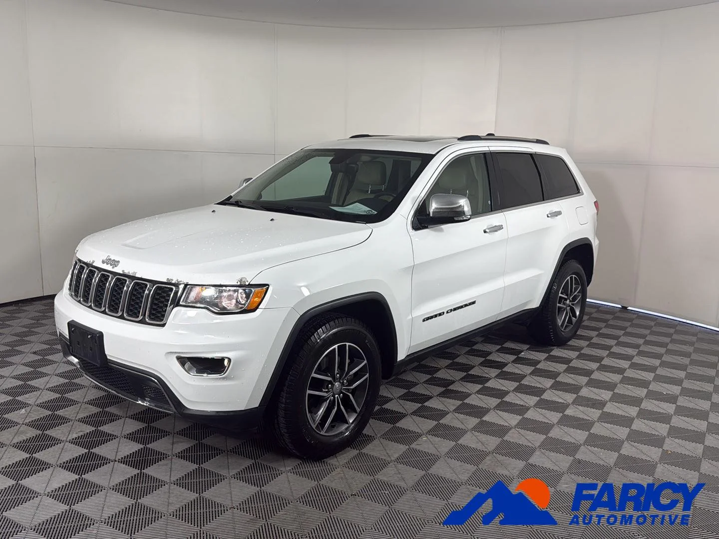 2017 Jeep Grand Cherokee Limited 4WD's photo