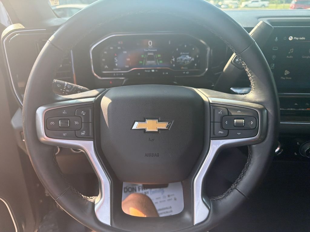 Used 2024 Gray Chevrolet LT image 17