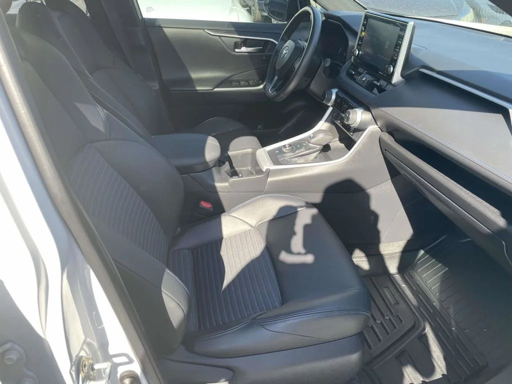 2022 Toyota RAV4 XSE - Photo 48
