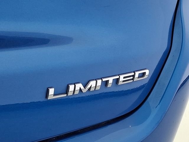 Used 2025 Blue Jeep Limited image 37