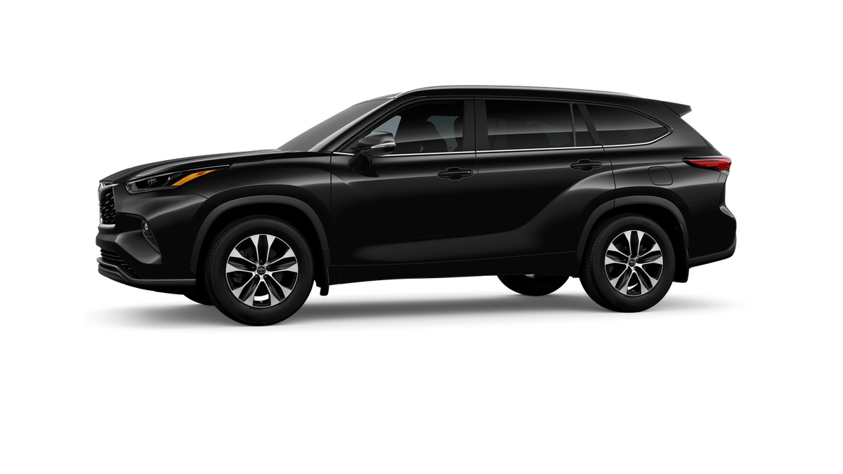 New 2026 Midnight Black Metallic Toyota XLE image 3