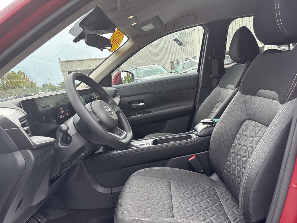 Used 2025 Red Nissan SV image 10