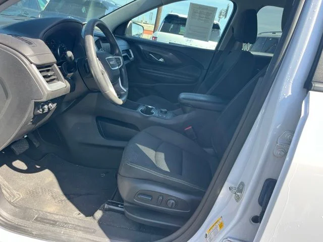 Used 2023 White GMC SLE image 9