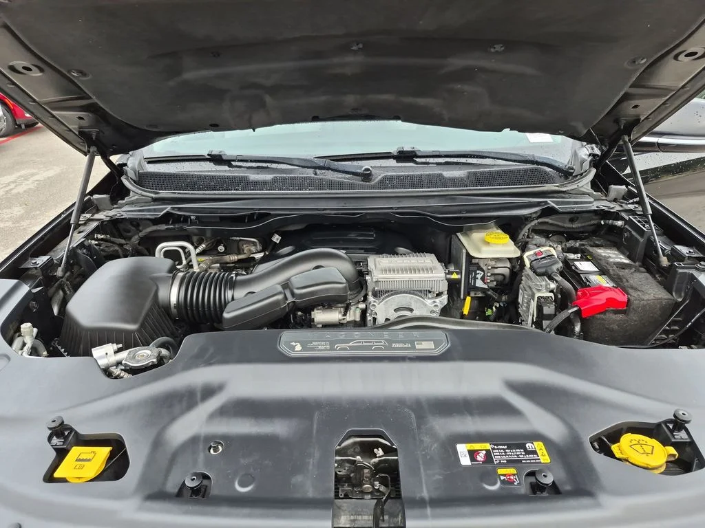 Used 2022 Black Jeep Series I image 16