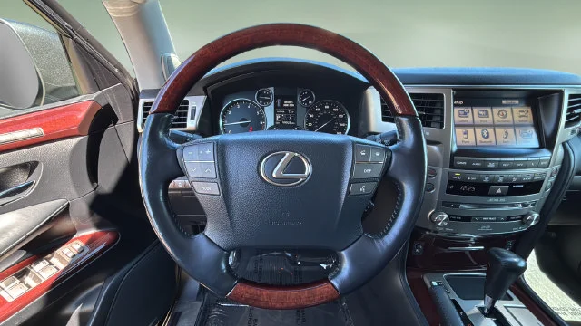 Used 2015 Gray Lexus 570 image 11