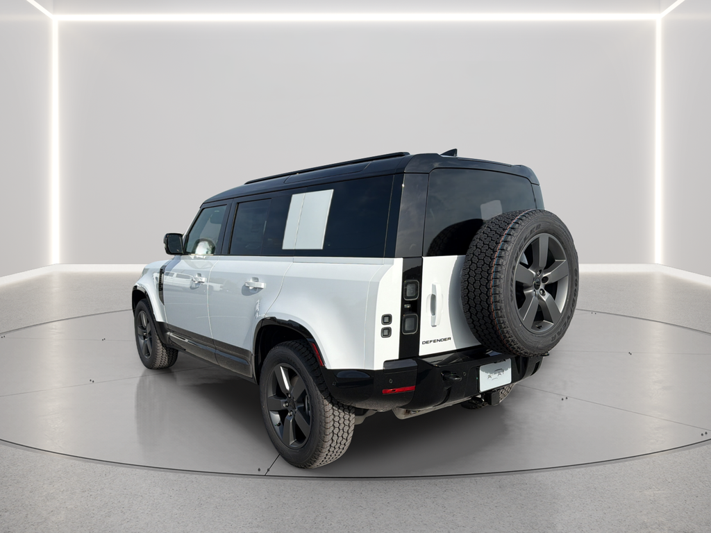 New 2026 Fuji White Land Rover X-Dynamic SE image 15