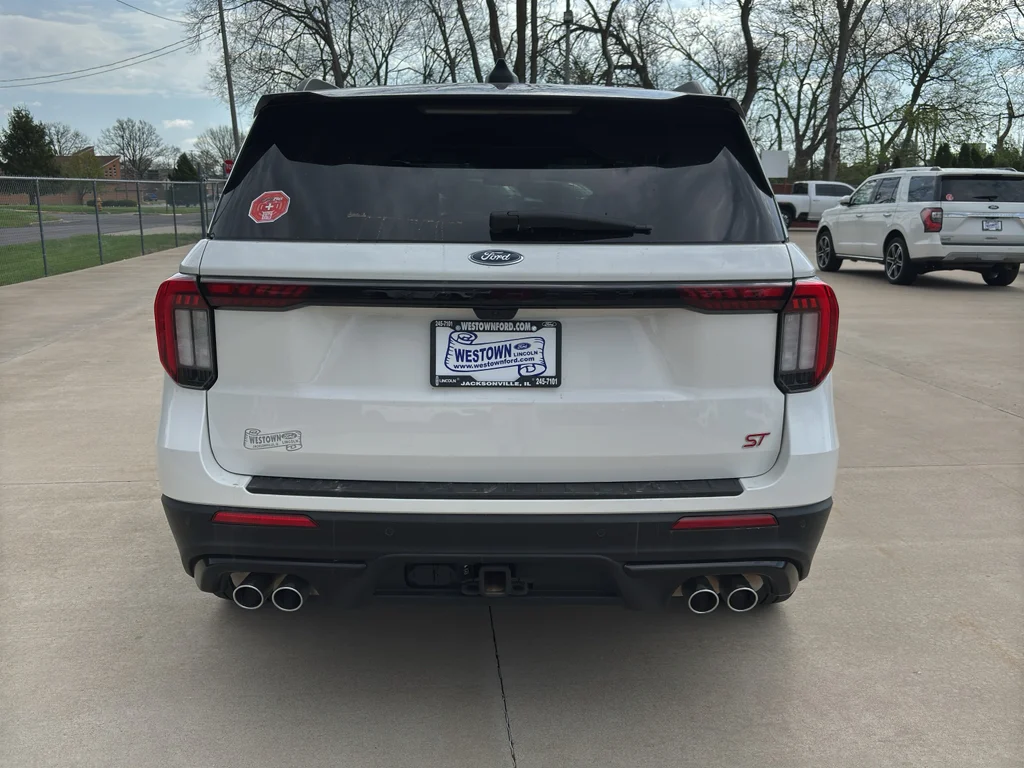 Used 2025 Star White Ford ST image 6