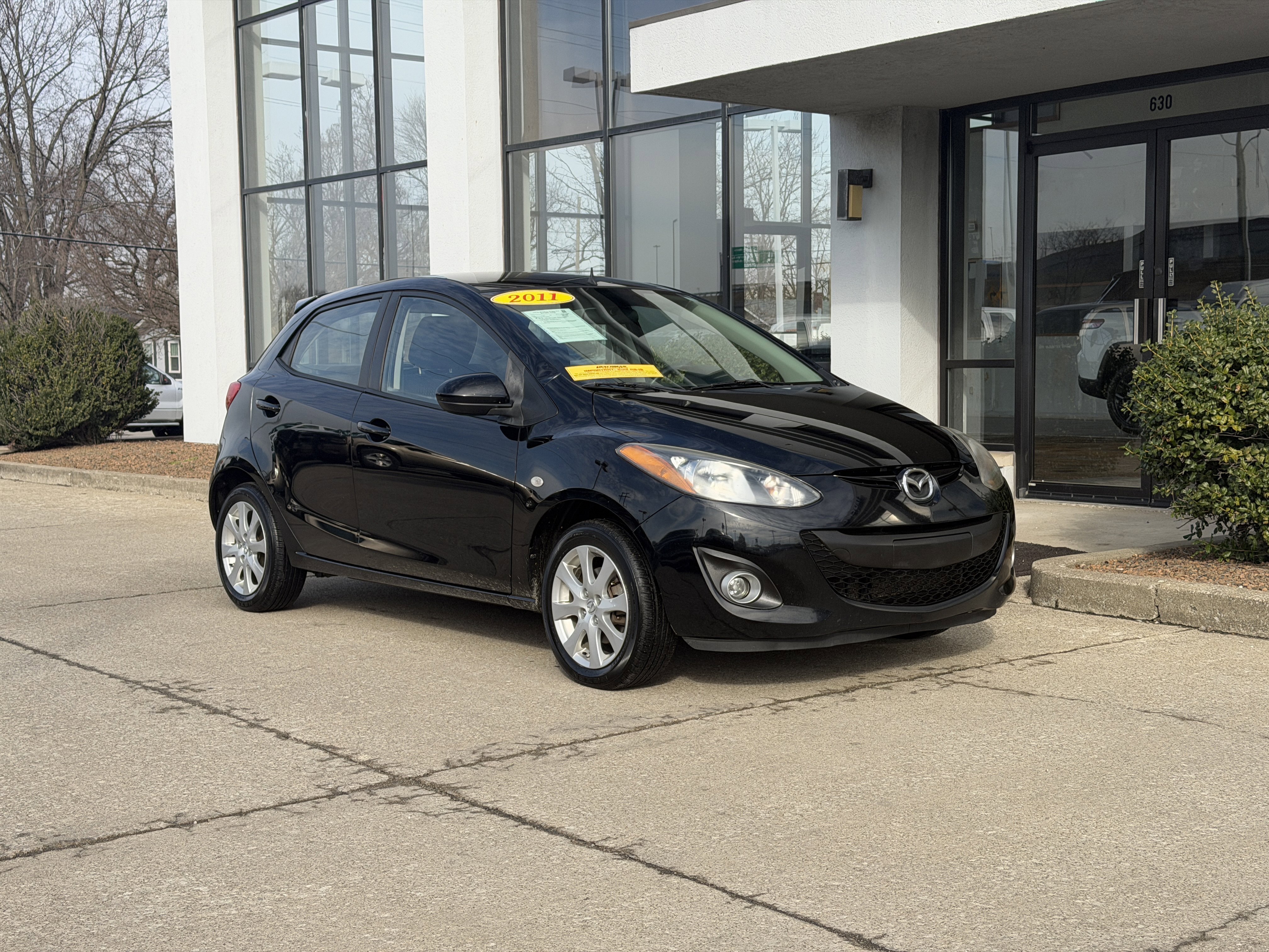 Used 2011 Mazda Mazda2 Touring with VIN JM1DE1HY2B0129668 for sale in Jeffersonville, IN