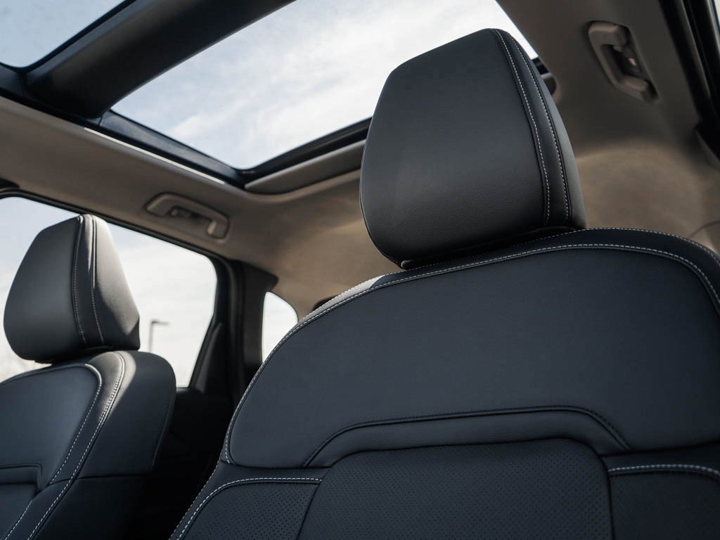 New 2026 Machine Gray Metallic Mazda 2.5 S Premium Plus AWD image 20