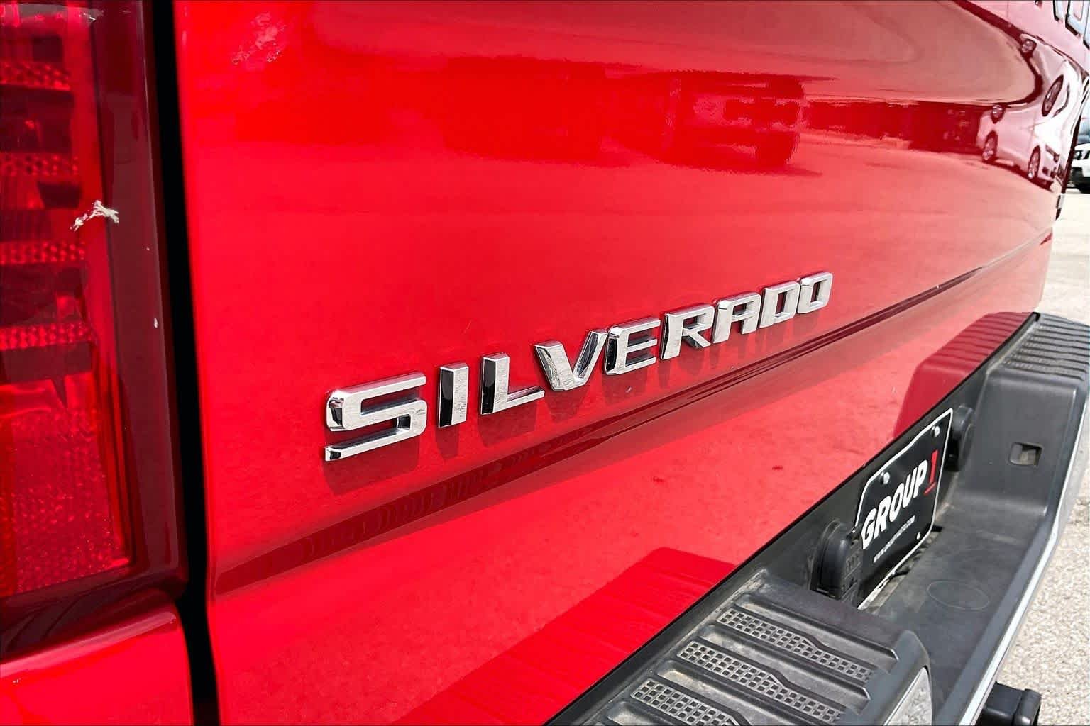 Used 2021 Red Hot Chevrolet LT image 31
