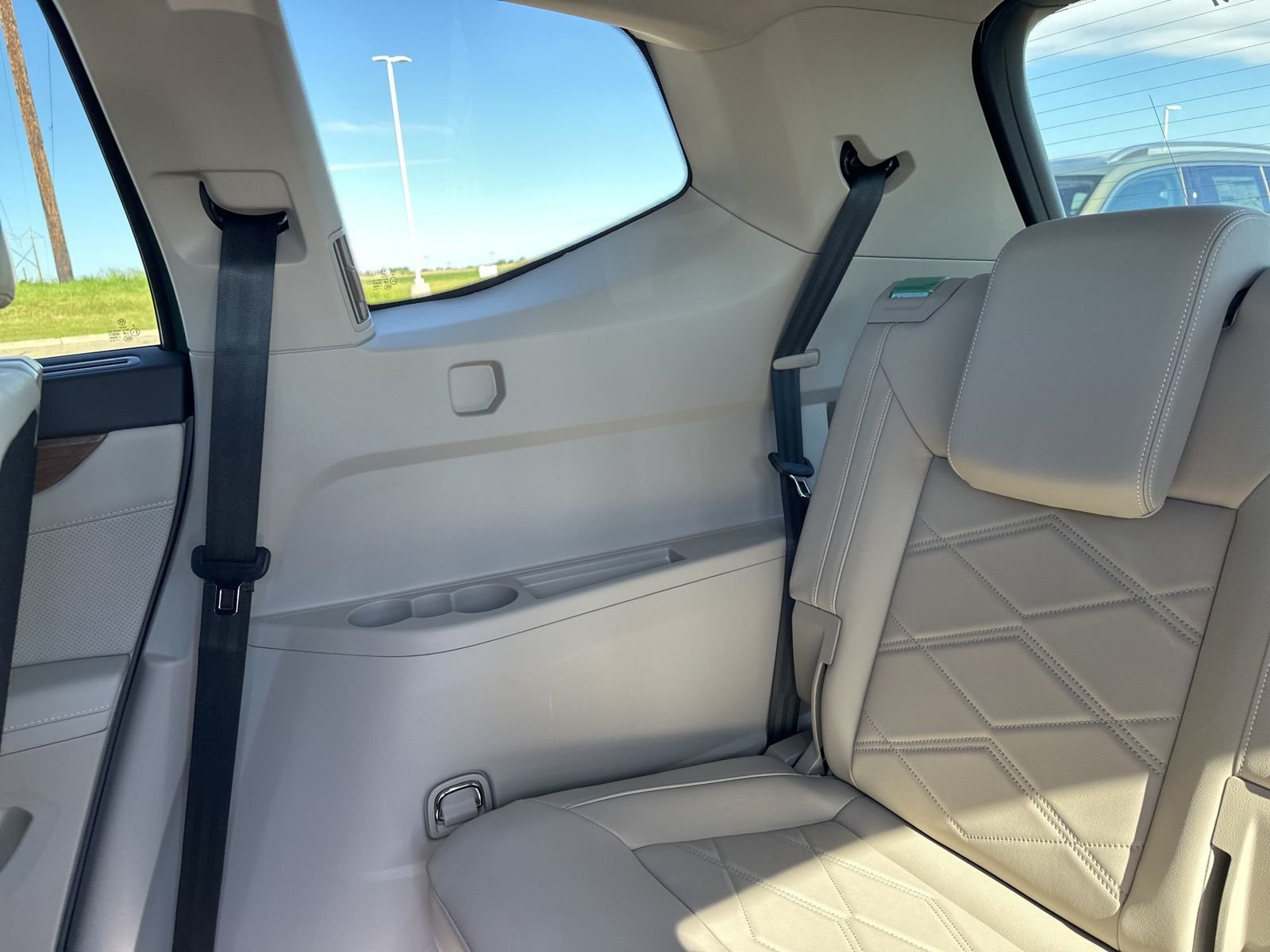 New 2026 Green Volkswagen 2.0T SE w/Technology image 28