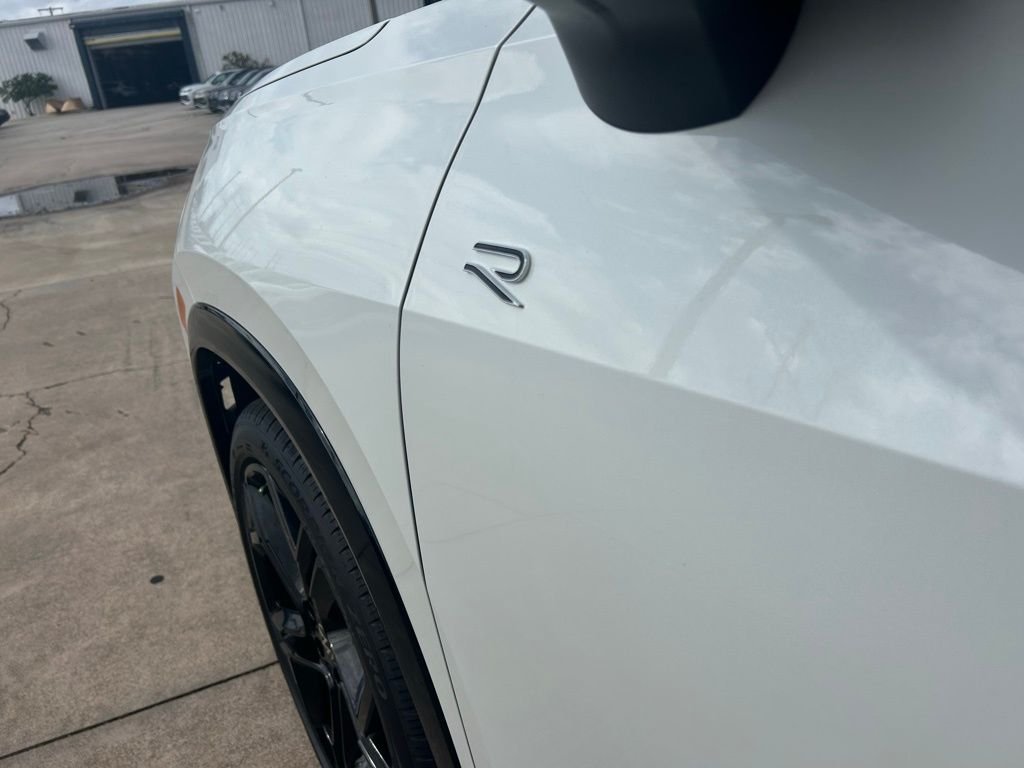 New 2026 White/off-white Volkswagen 2.0T SE R-Line Black image 27