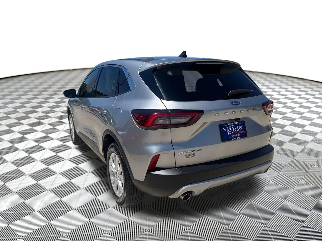 Used 2024 Silver Ford Active image 4