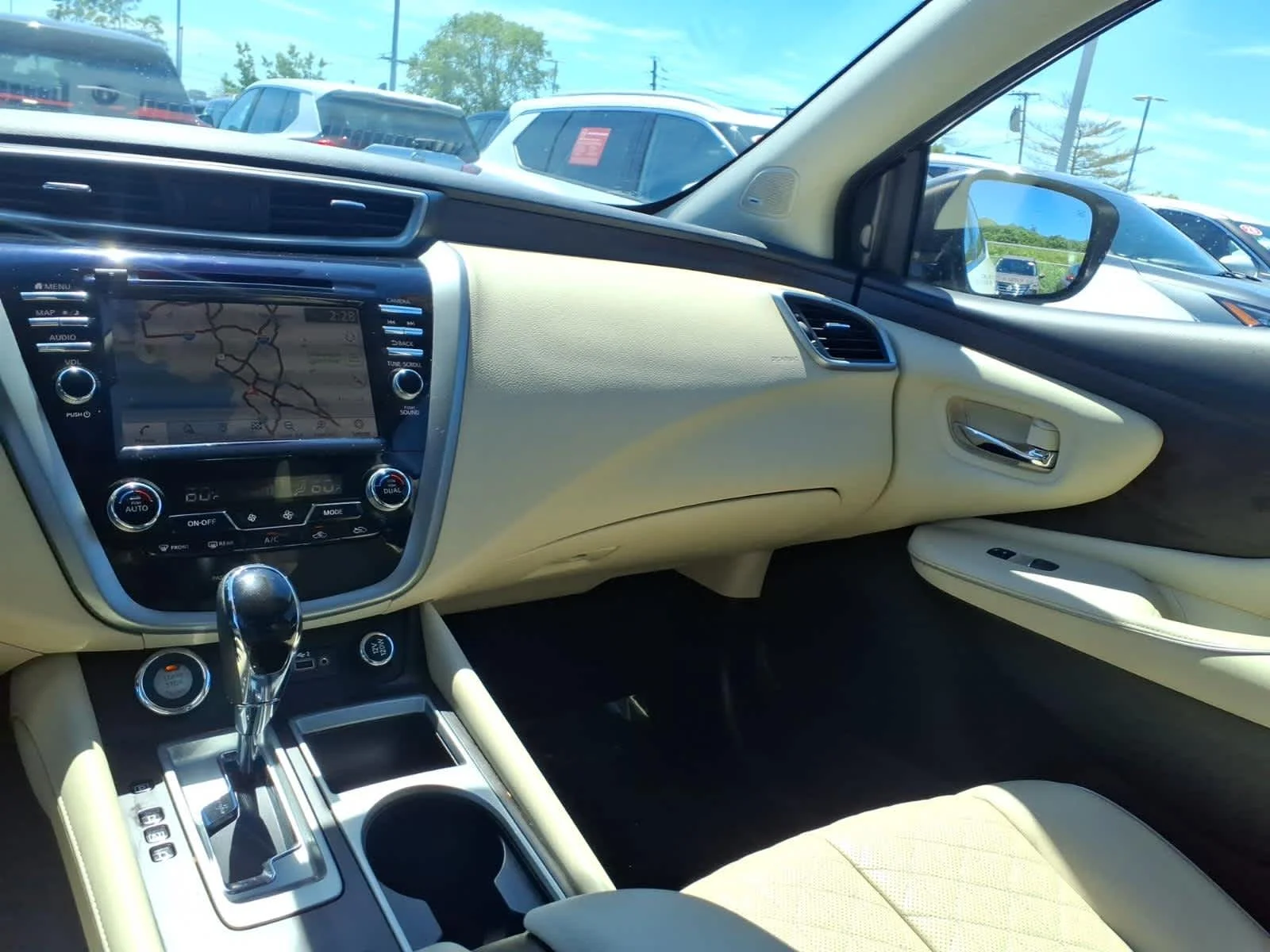 Certified Used 2020 Pearl White Tricoat Nissan Platinum image 15