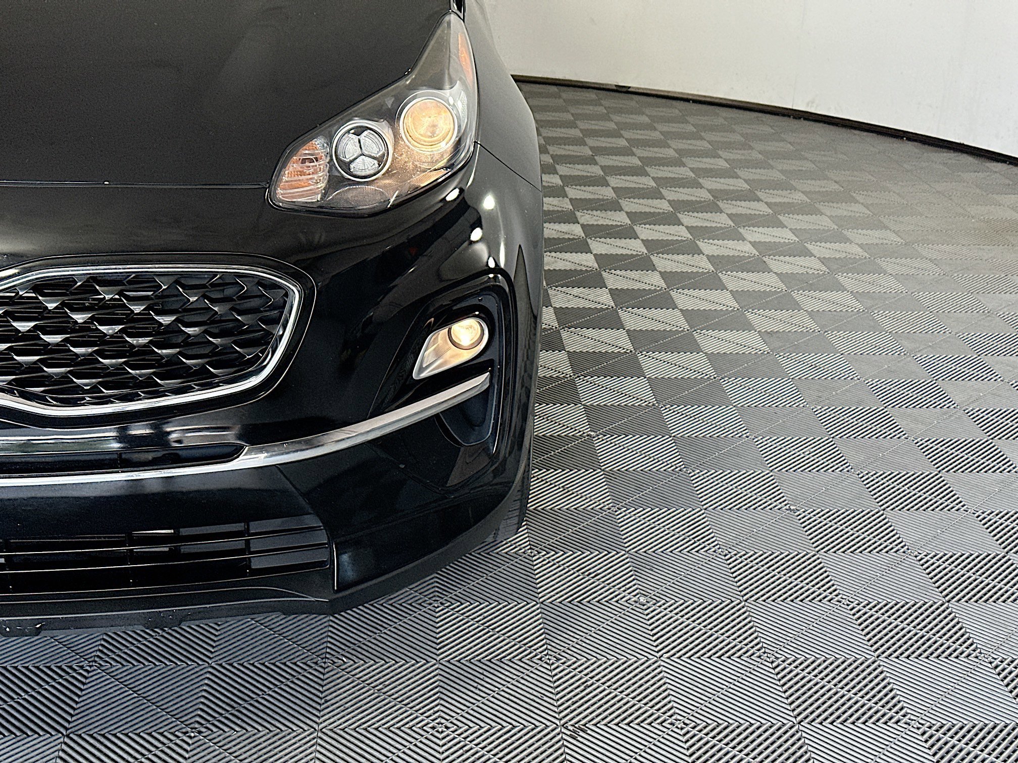 Used 2021 Black Cherry Kia EX image 9