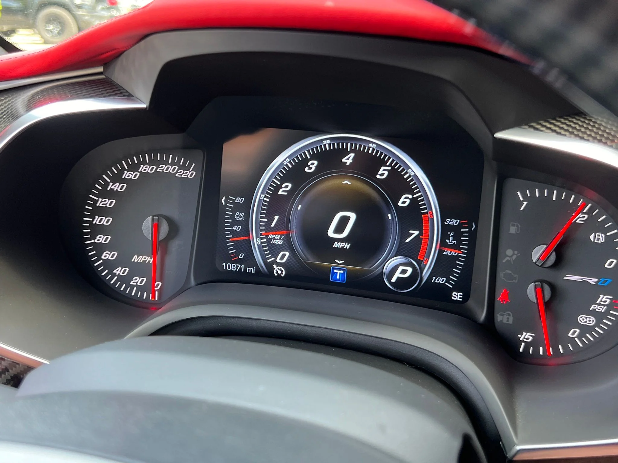 Used 2019 White Chevrolet ZR1 image 30