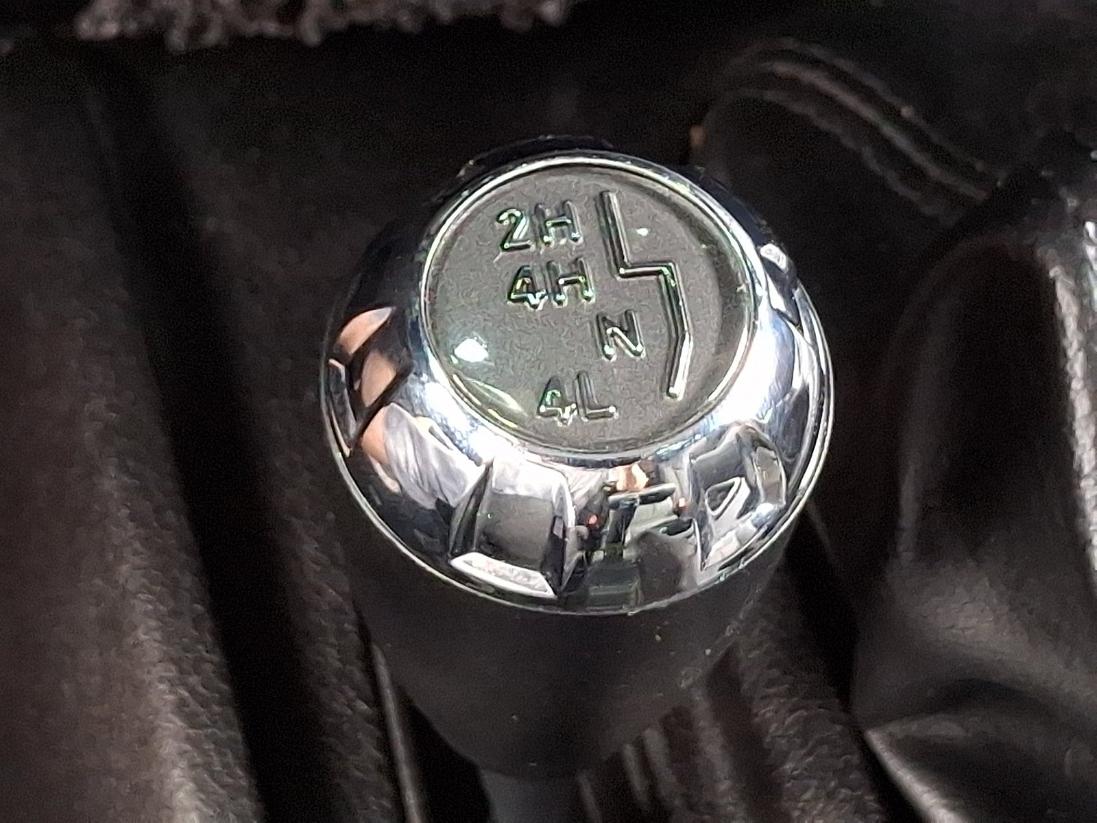Used 2016 Granite Crystal Metallic Clearcoat Jeep Sport image 23