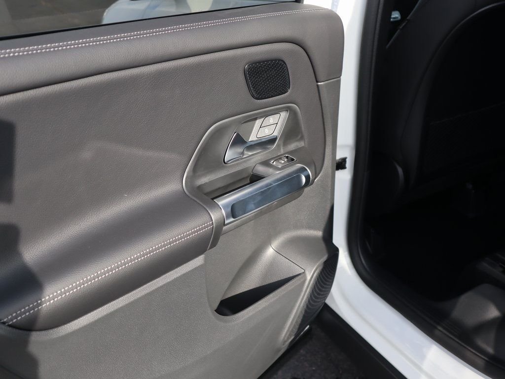 Certified Used 2026 Polar White Mercedes-Benz GLB 250 image 22