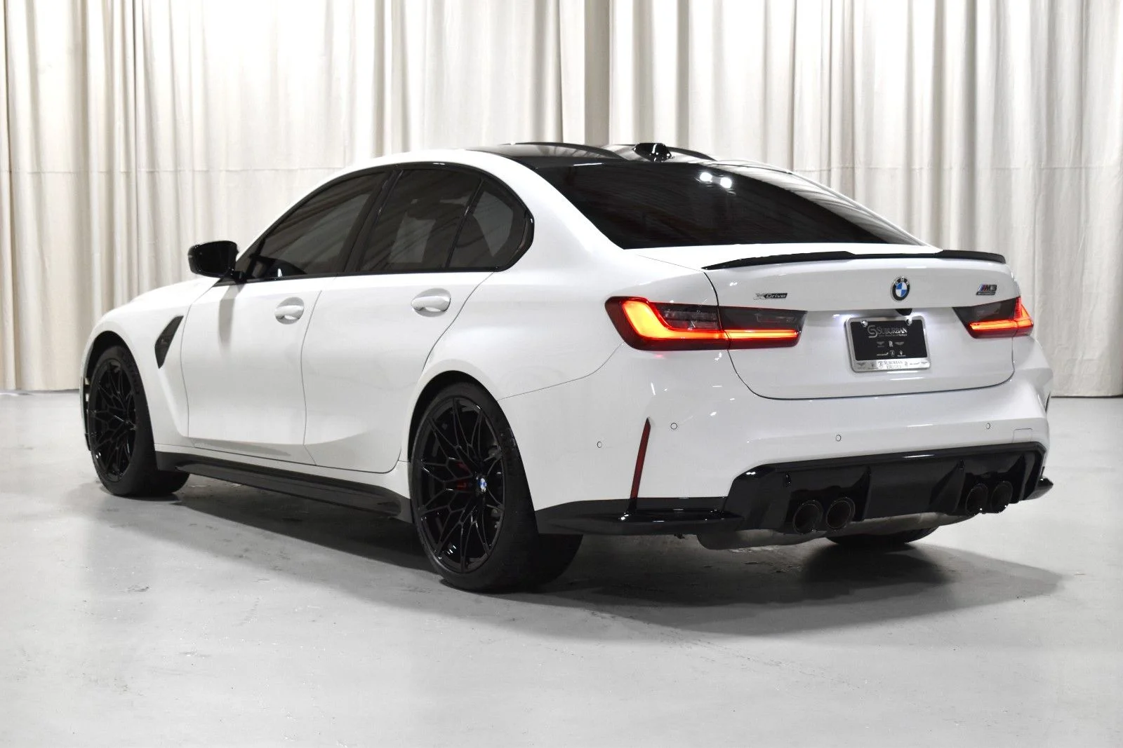 Used 2026 White BMW  image 7