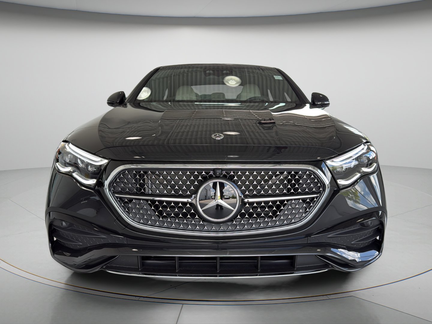 New 2026 Graphite Grey Metallic Mercedes-Benz E 450 image 8