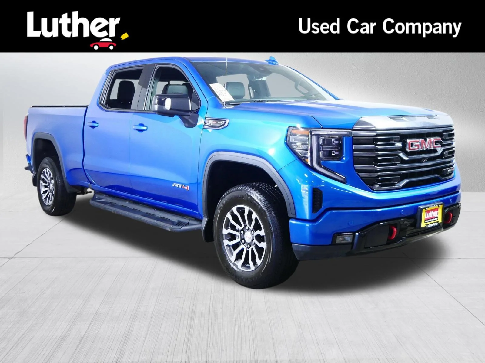 2023 GMC Sierra AT4 4WD Crew Cab Short Box's photo