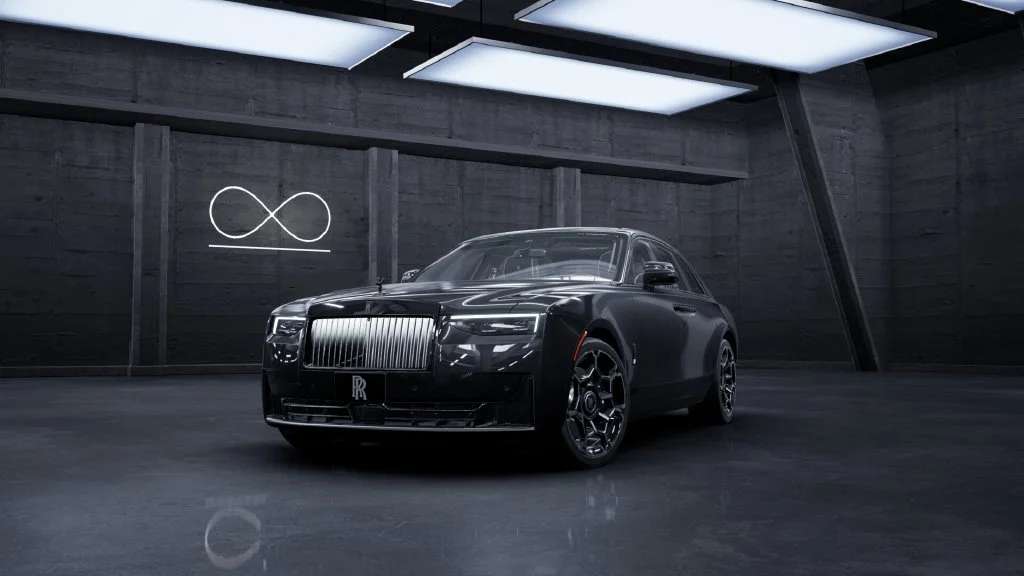 New 2027 Black Rolls-Royce Black Badge image 1