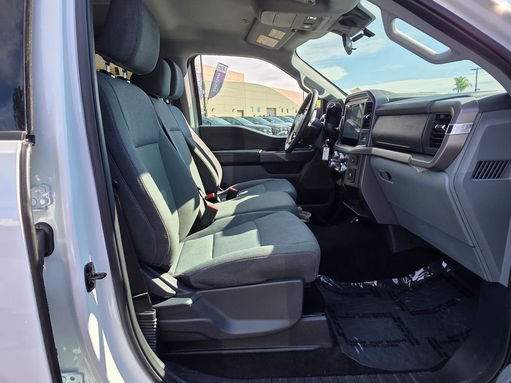 2025 Ford F-150 XLT - Photo 10