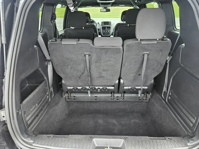 Used 2019 Black Dodge SE Plus image 20
