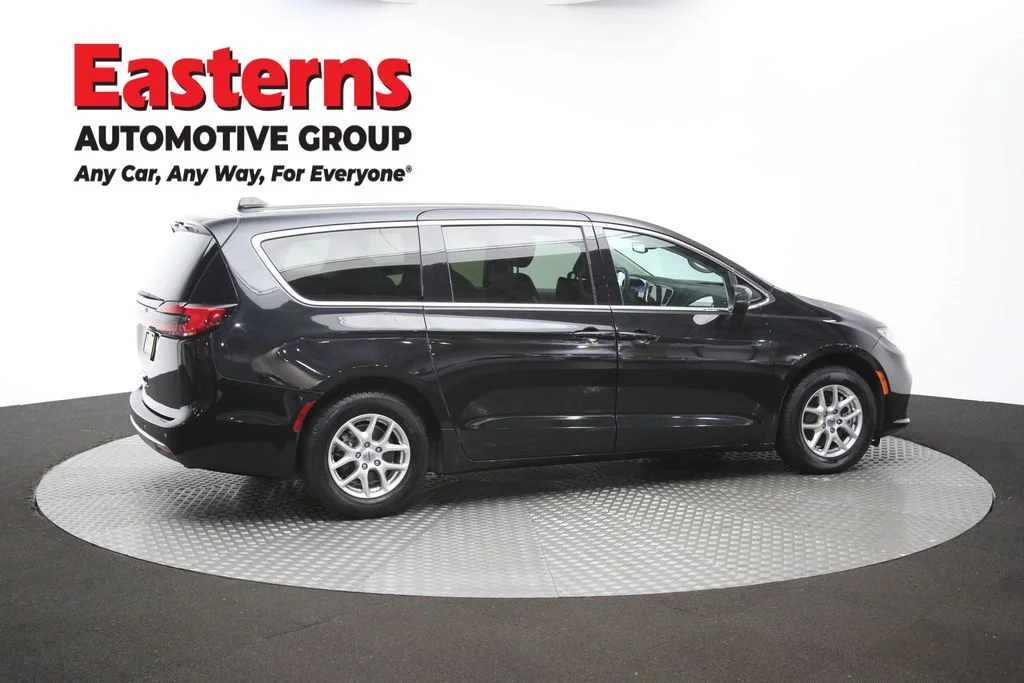 Used 2023 Black Chrysler Touring L image 45