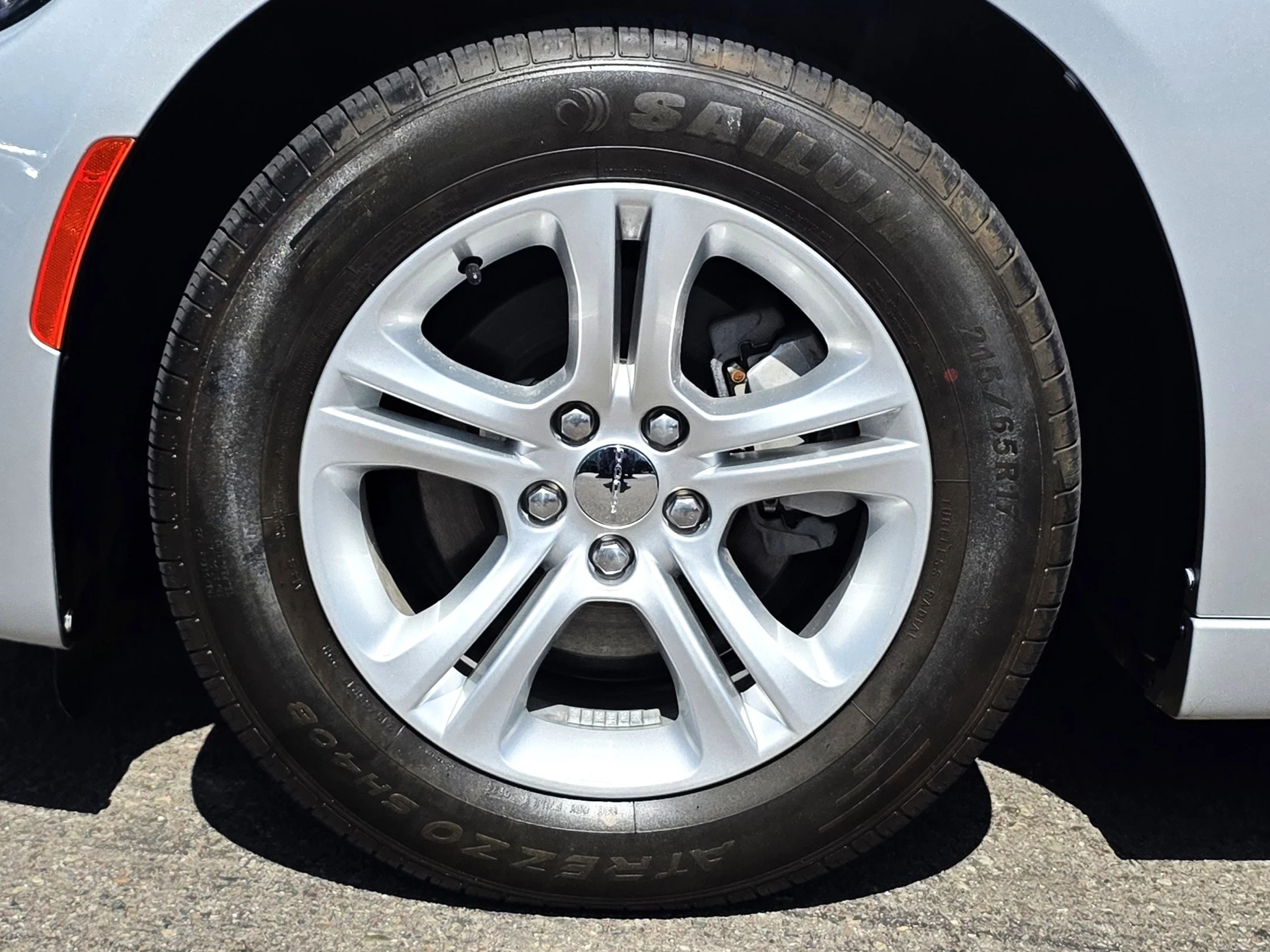 Certified Used 2021 Triple Nickel Clearcoat Dodge SXT image 9