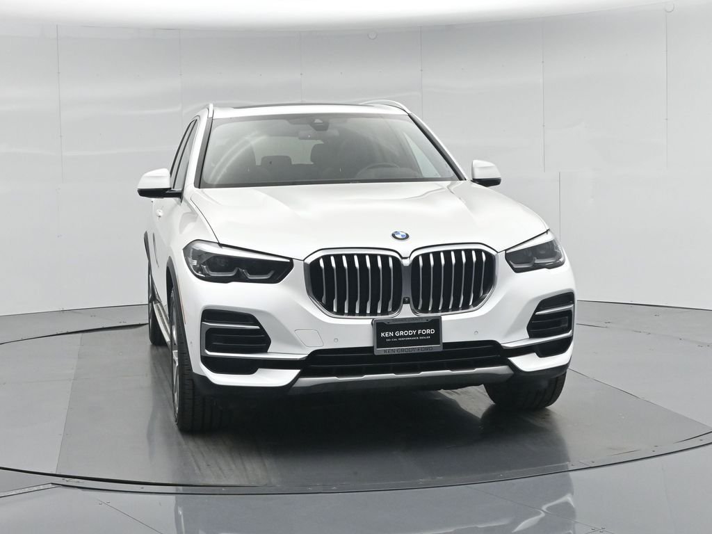 Certified Used 2023 White BMW sDrive40i image 64