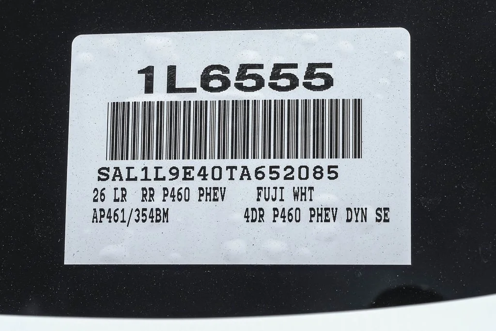 New 2026 Fuji White Land Rover Dynamic SE image 42