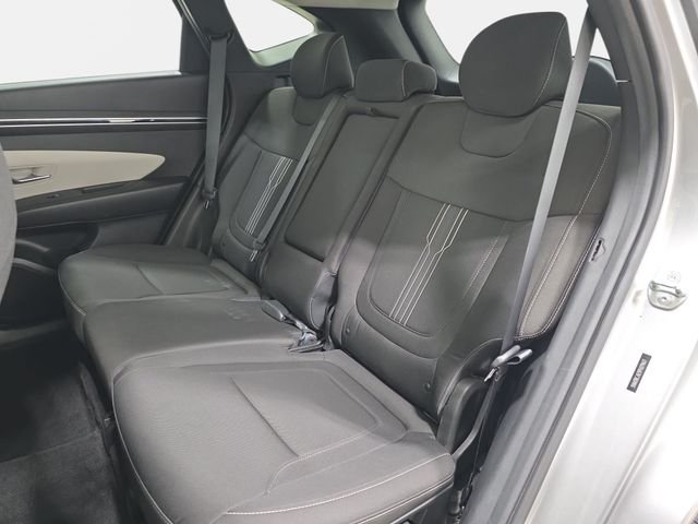 Used 2023 Silver Hyundai SEL image 13