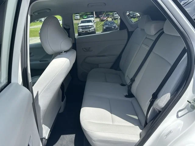 Certified Used 2024 White Hyundai SEL image 25