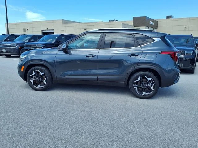 Used 2024 Gray Kia EX image 3