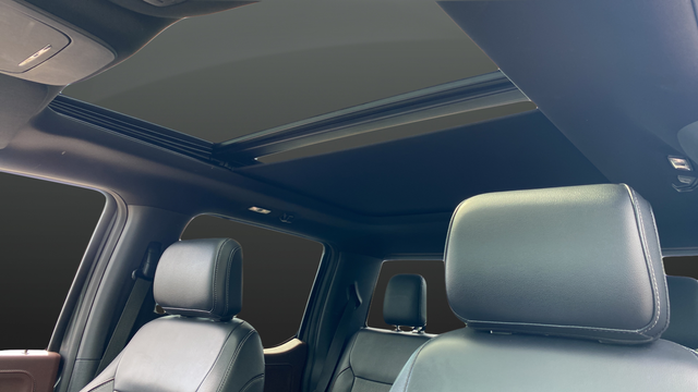Used 2023 Carbonized Gray Metallic Ford Lariat image 12