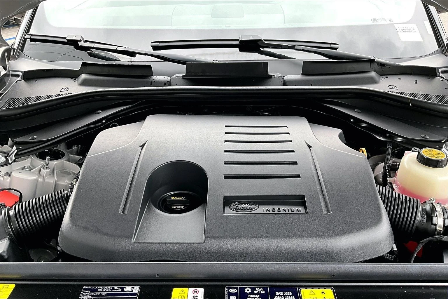 New 2026 Borasco Grey Land Rover SE image 11