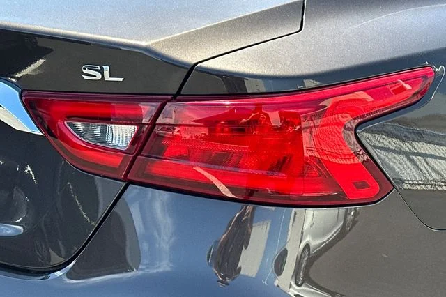 Used 2017 Bronze Nissan 3.5 SL image 7
