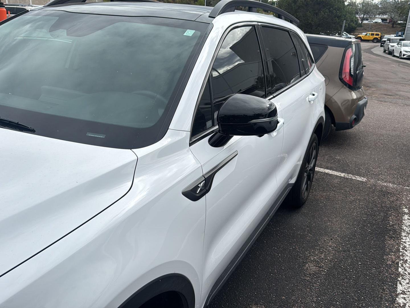 Used 2023 Glacial White Pearl Kia X-Line SX Prestige image 2