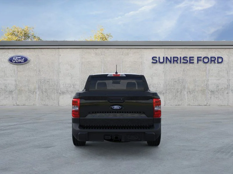 New 2026 Shadow Black Ford XLT image 5