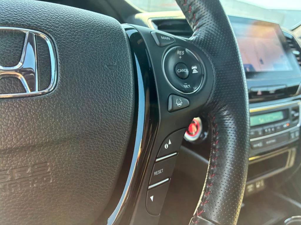Used 2023 White Honda Black Edition image 47