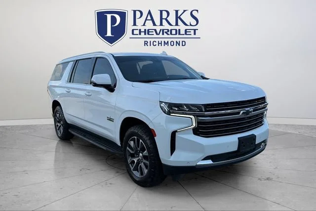 Used 2022 Summit White Chevrolet LT image 1