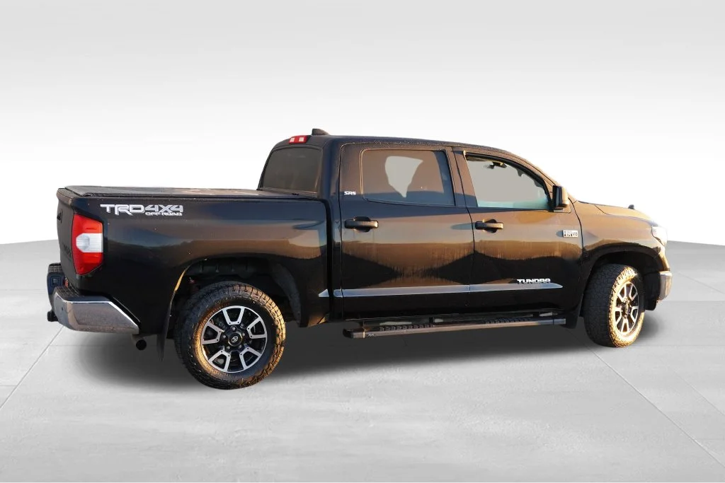 Used 2021 Midnight Black Metallic Toyota SR5 image 4