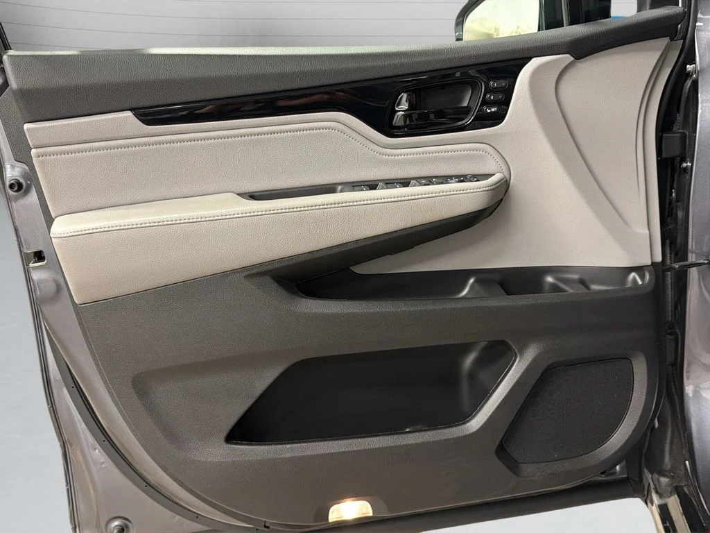 Used 2023 Gray Honda Elite image 10
