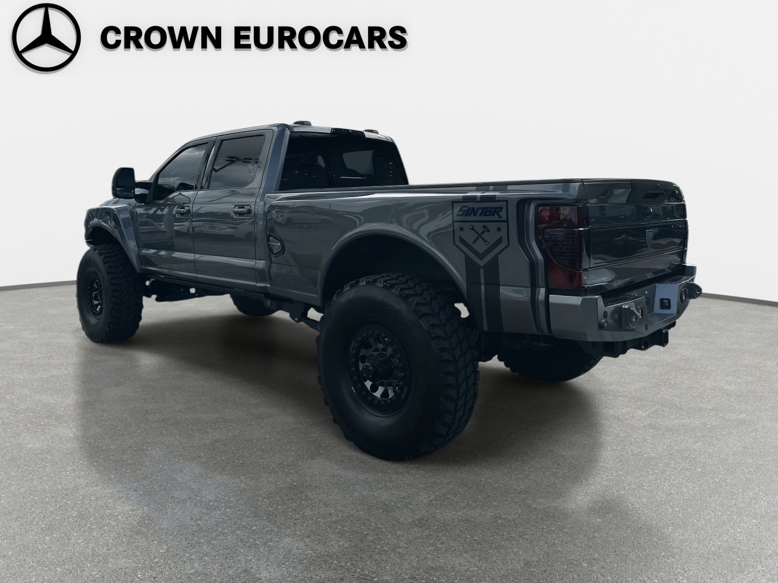 Used 2022 Gray Metallic Ford Lariat image 5